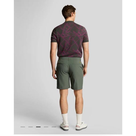 Lyle & Scott 5 Pocket Golf Shorts - Picture 2 of 9